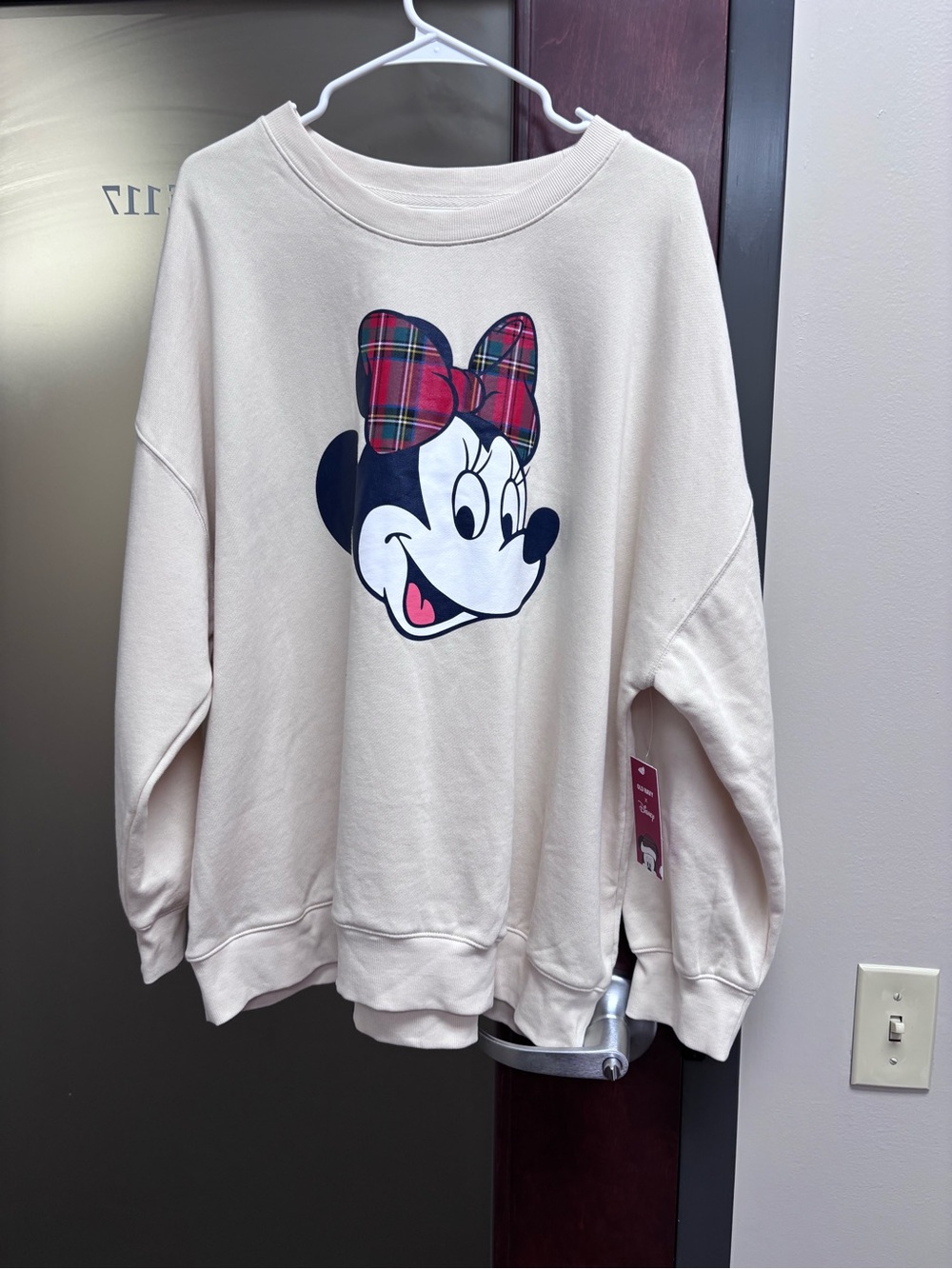 NWT Old Navy Oversized Minnie Mouse Graphic Sweatshirt size XL
